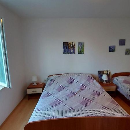 Apartmani Ban Omisalj Exterior photo